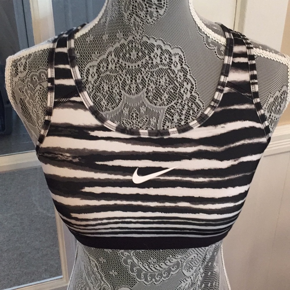 Nike Dri-Fit Sports Bra
